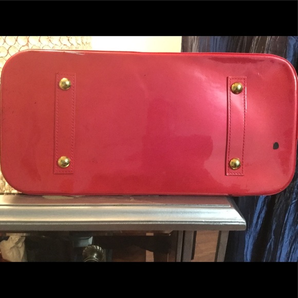 Louis Vuitton Vintage Pink Vernis Alma Handbag - Picture 8 of 8